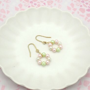 さくら色パールのサークルパールピアス／イヤリング