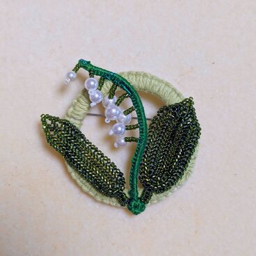 すずらんブローチD