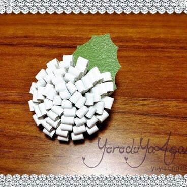 ■だんでらいおん■ ブローチ