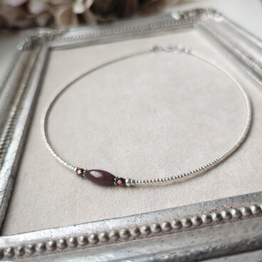 レッドピクチャージャスパーとシルバー色のチョーカー