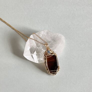 シエラ産ブラウンアンダラのジュエリー“和を愉しむ”