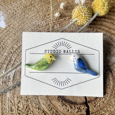 陶器製ピアス　セキセイインコ　コロンと丸くてかわいい　(組み換えOK)