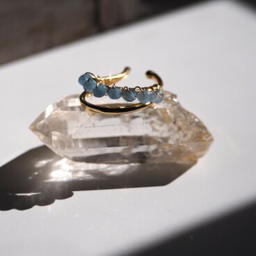 アクアマリンイヤーカフ　片耳　Aquamarine