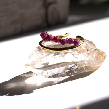 ルビーイヤーカフ　片耳　Ruby