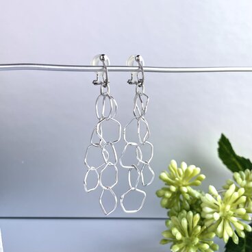 シルバーイヤリング　輪っかたち