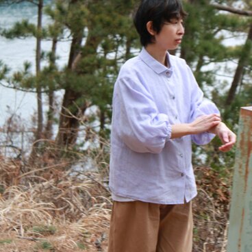リネンブラウス　ふんわり袖　　春　パープル　ゆったり　リネン　ナチュラル