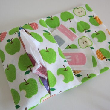 ティッシュケース(ふた付き)