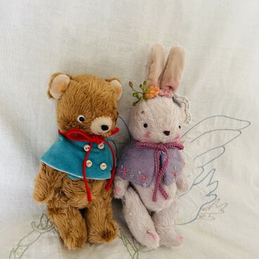 再販2 おしゃれケープのくまちゃんとうさぎさん