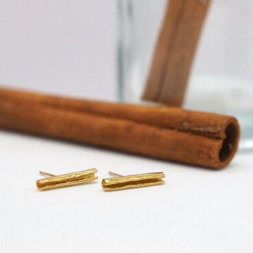 cinnamon pierced earrings -K18YG-