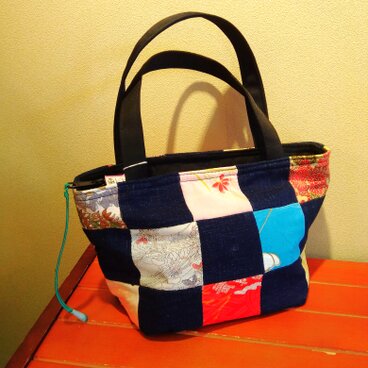 着物　トート型手さげバッグ（小）ファスナー付き