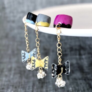 揺れるリボン イヤーカフ(チェーン)