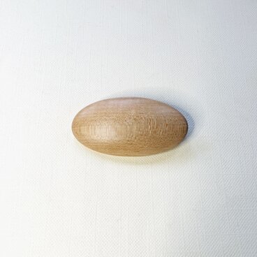 ブローチ -カエデ楕円-