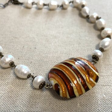 ベネチアンガラスとパールのネックレス