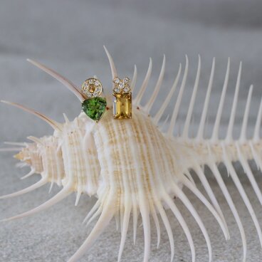 グリーントルマリン/イエローベリル/ダイヤピアス【K18】（両耳1セット）