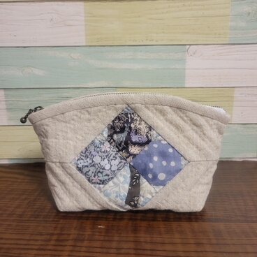 みつばのポーチ　ホワイト