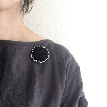 monolog ohanaブローチtypeＣ BLACK