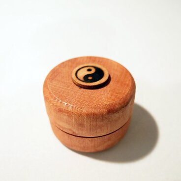 易占サイコロケース