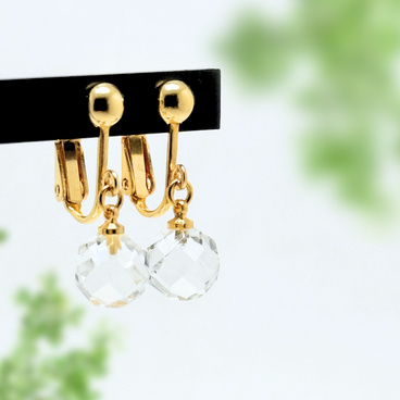 8mm ブリリアントカット クォーツ/白水晶  天然石イヤリング - 光の結晶