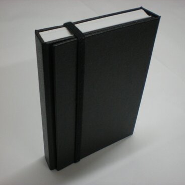 タトウ（黒）写真サイズ（アートレザークロス）