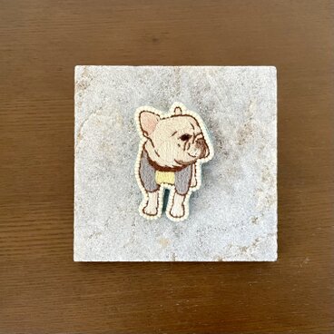 手刺繍ブローチ(フレンチブルドッグ)