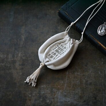 お守りネックレス・白