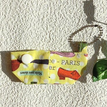 小さな携帯袋　携帯ゴミ袋入れ　リップクリーム収納などにも便利なプチ袋　プチギフトにも