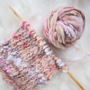 再販！可愛いあなたとミルクティー｜89g/41m  極太単糸｜手染め｜植物染色｜キッドモヘア