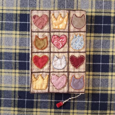 ブックカバー　a-１