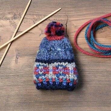 【ニットブローチ】帽子型　item54