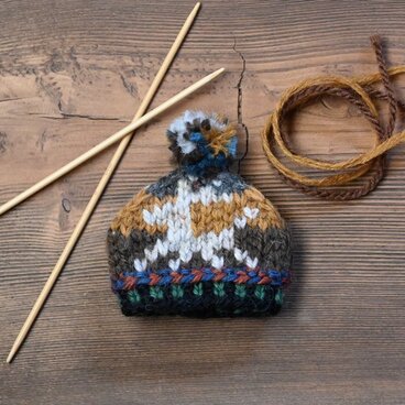 【ニットブローチ】帽子型　item55