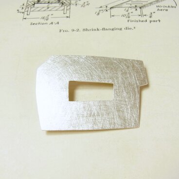 カタチブローチ8