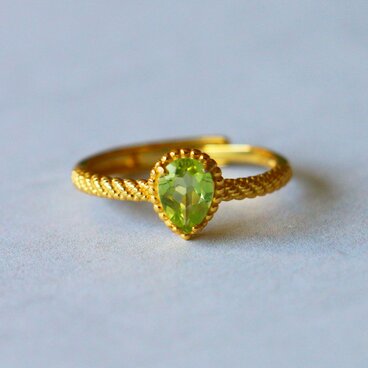 天然石＊ペリドット　指輪＊フリーサイズ　GP