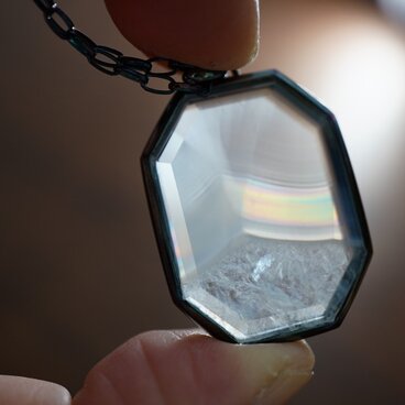 Iris agate necklalce