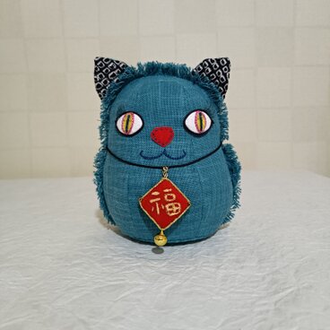 福招き　猫だるま　（水あさぎ）