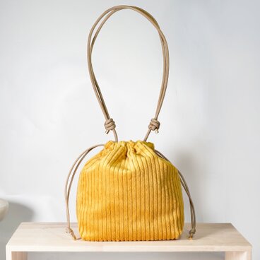 国産コーデュロイ太畝の3way  巾着 ショルダーバッグ【 長財布・ペットボトルも入る 】