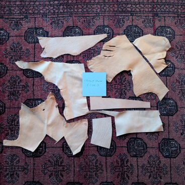 009 北海道産 カーフ ワックス加工 ハギレ