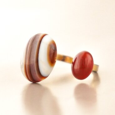 ストライプアゲート 指輪 リング フリーサイズ フォークリング 大ぶり 天然石 白 赤 茶色 一点もの