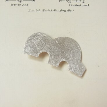 カタチブローチ11