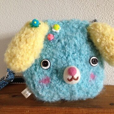 ポシェット　いぬ〈ミズイロ〉