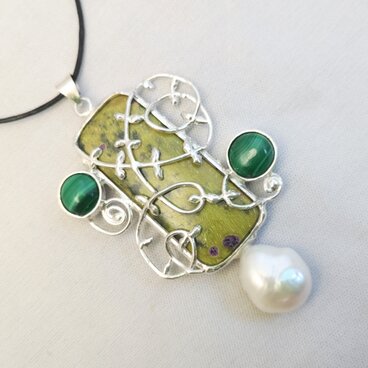 アトランティサイトペンダント