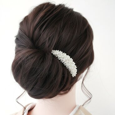 ヘアコーム 「 白桜 」フォーマル 入学式 結婚式 七五三 卒業式 黒留袖 留袖 着物 和装 ママ 母親  白色 髪飾り