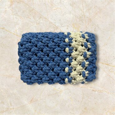 マクラメ　カードケース　ブルー