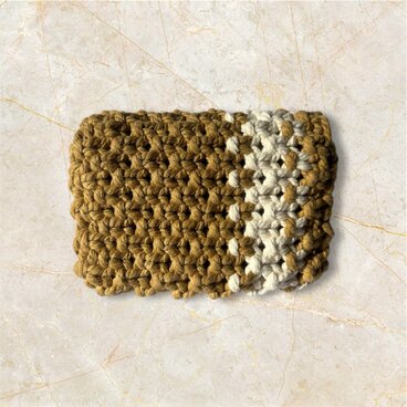 マクラメ　カードケース　ベージュ