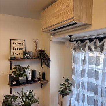 【オーダー対応可能】木目を活かしたインテリアになじむエアコンカバー