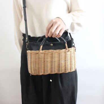 ラタンのカゴポシェットバッグタイプA（ブラウン×黒）♪自然素材を使った本格手編み。