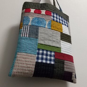 リネンパッチのA4トート