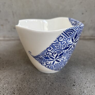 ふちなみカップ　青