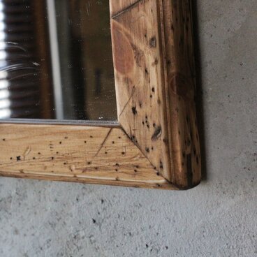 アンティーク風壁掛け鏡　ミラー　ダメージ