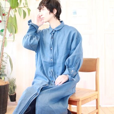 リネン　シャツワンピース　前タック　ロングカフス　ブルー　旅行