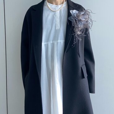 フェザーMIXコサージュ＊グレーブルー＊フォーマル＊入学式＊卒園式＊結婚式などに　